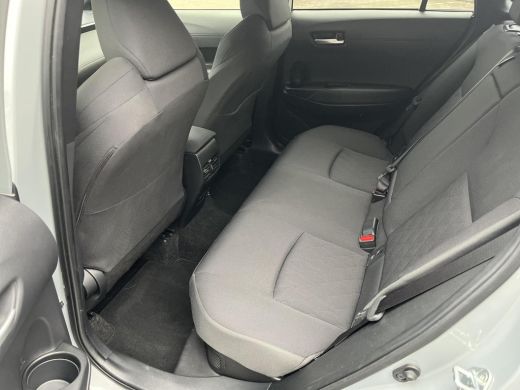Toyota Corolla Cross Hybrid 200 Dynamic | Navigatie | Apple CarPlay/Android auto | Stoelverwarming | Stuurverwarming ActivLease financial lease