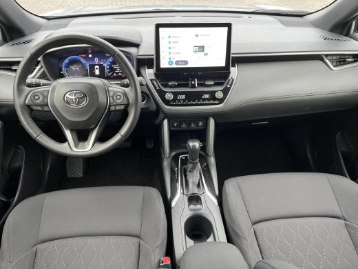Toyota Corolla Cross Hybrid 200 Dynamic | Navigatie | Apple CarPlay/Android auto | Stoelverwarming | Stuurverwarming ActivLease financial lease