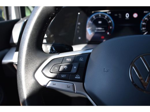 Volkswagen Golf 1.5 TSI LIFE VIRTUAL/PDC/CARPLAY ActivLease financial lease