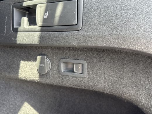 Volkswagen Passat Variant GTE 218PK DSG HYBRID GTE BUSINESS CAMERA/NAVI/TREKHAAK ActivLease financial lease