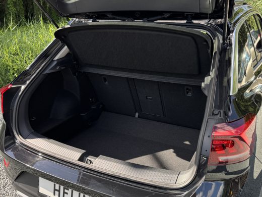 Volkswagen T-Roc TSI 115PK LIFE NAVI/PDC/CARPLAY ActivLease financial lease