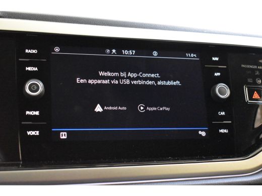 Volkswagen Taigo 1.0 TSI LIFE MOVE PDC/LMV/CARPLAY ActivLease financial lease
