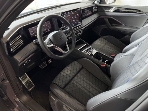Volkswagen Tiguan 1.5 eHYBRID 272PK R-LINE PANO XL.NAVI TREKHAAK BLACK.STYLE 360.CAM ELEK.KLEP MATRIX.LED 20''LMV M... ActivLease financial lease