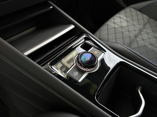 Volkswagen Tiguan 1.5 eHYBRID 272PK R-LINE PANO XL.NAVI TREKHAAK BLACK.STYLE 360.CAM ELEK.KLEP MATRIX.LED 20''LMV M... ActivLease financial lease