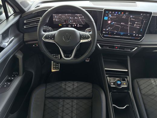 Volkswagen Tiguan 1.5 eHYBRID 272PK R-LINE PANO XL.NAVI TREKHAAK BLACK.STYLE 360.CAM ELEK.KLEP MATRIX.LED 20''LMV M... ActivLease financial lease