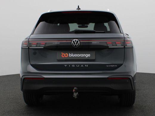 Volkswagen Tiguan 1.5 eHybrid Life Edition Trekhaak, 19" LM Velgen, Keyless, Achteruitrijcamera, Side Assist, Navi ... ActivLease financial lease