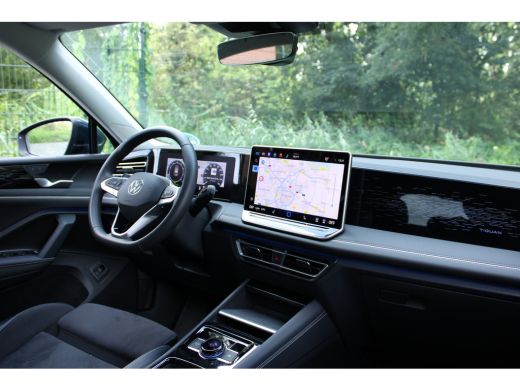 Volkswagen Tiguan 1.5 eTSI 150PK DSG ELEGANCE ALCANTARA/360° CAMERA/TREKHAAK ActivLease financial lease
