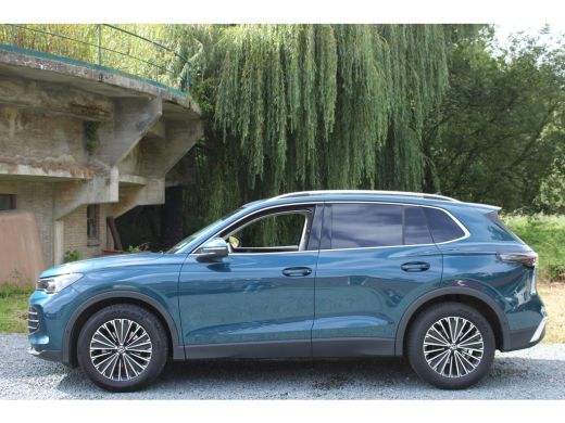Volkswagen Tiguan 1.5 eTSI 150PK DSG ELEGANCE ALCANTARA/360° CAMERA/TREKHAAK ActivLease financial lease