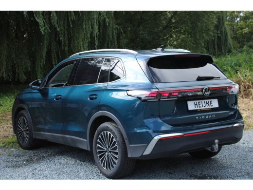 Volkswagen Tiguan 1.5 eTSI 150PK DSG ELEGANCE ALCANTARA/360° CAMERA/TREKHAAK ActivLease financial lease