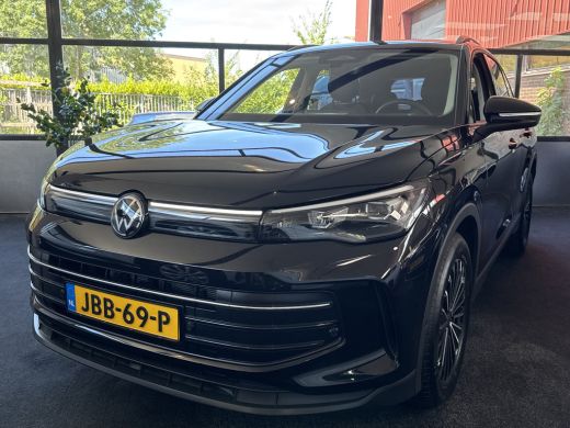 Volkswagen Tiguan 1.5 eTSI DSG LIFE CAMERA/NAV/TREKHAAK ActivLease financial lease