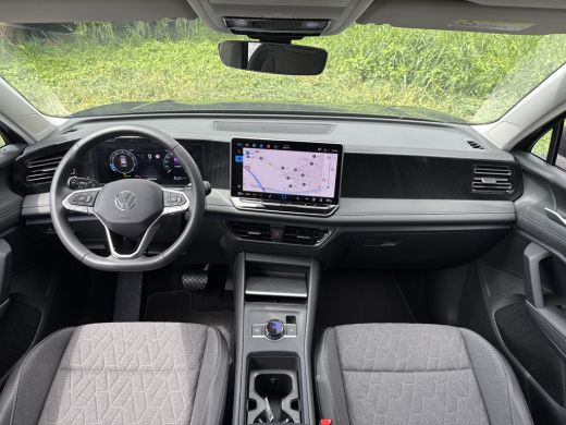 Volkswagen Tiguan 1.5 eTSI DSG LIFE EDITION TREKHAAK/NAVI/CAMERA/IQ-LIGHT ActivLease financial lease