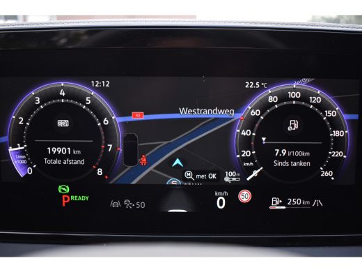 Volkswagen Tiguan 1.5 eTSI LIFE IQ-LIGHT/NAVI/TREKHAAK*** ActivLease financial lease