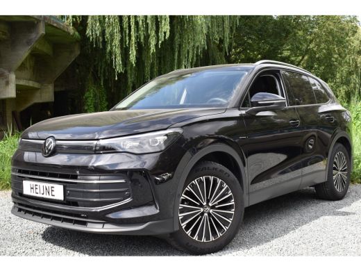 Volkswagen Tiguan 1.5 eTSI LIFE IQ-LIGHT/NAVI/TREKHAAK*** ActivLease financial lease