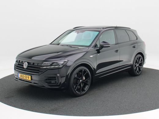 Volkswagen Touareg 3.0 TSi 462 Pk Automaat 4Motion R | Panoramadak | Adaptive Cruise | Black Style | Dynaudio | Trek... Volkswagen Touareg 3.0 TSi 462 Pk Automaat 4Motion R | Panoramadak | Adaptive Cruise | Black Style | Dynaudio | Trek...