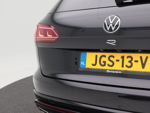 Volkswagen Touareg 3.0 TSi 462 Pk Automaat 4Motion R | Panoramadak | Adaptive Cruise | Black Style | Dynaudio | Trek... ActivLease financial lease