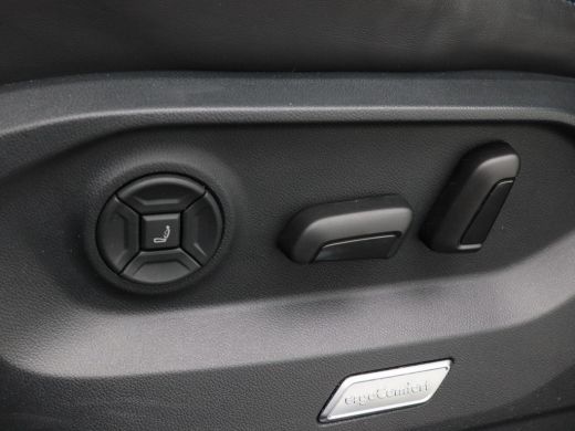 Volkswagen Touareg 3.0 TSi eHybrid 462 Pk 4Motion R-Line | Panoramadak | Adaptive Cruise | Black Style | Dynaudio | ... ActivLease financial lease