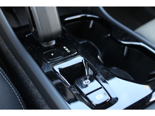 Volvo  XC40 2.0 B4 Plus Dark ActivLease financial lease