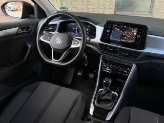 Volkswagen T-Roc TSI 115PK LIFE NAVI/PDC/CARPLAY
