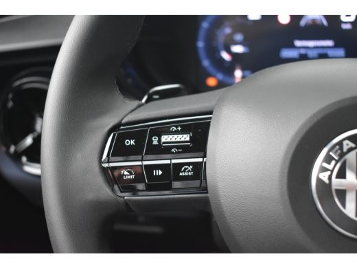 Alfa Romeo Junior 1.2 Turbo Hybrid Ibrida 136pk Automaat | Adaptive Cruise | Full-LED | Navigatie by App | Stoelver... ActivLease financial lease