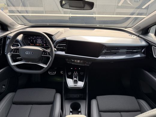 Audi Q4 e-tron 45 quattro S Edition Competition 82 kWh ActivLease financial lease