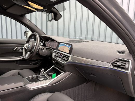 BMW 3 Serie Touring M340i xDrive | Laser | 360 Camera | Trekhaak | Harman/Kardon | Head Up | Dodehoek sensore... ActivLease financial lease
