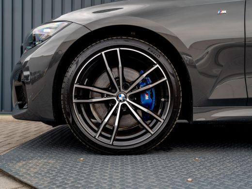 BMW 3 Serie Touring M340i xDrive | Laser | 360 Camera | Trekhaak | Harman/Kardon | Head Up | Dodehoek sensore... ActivLease financial lease