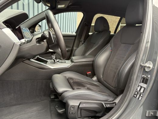 BMW 3 Serie Touring M340i xDrive | Laser | 360 Camera | Trekhaak | Harman/Kardon | Head Up | Dodehoek sensore... ActivLease financial lease