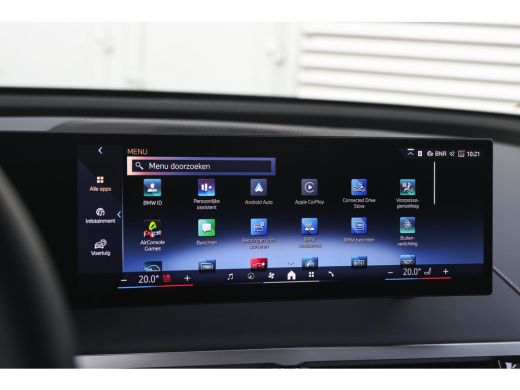 BMW iX xDrive60 M Sport / Panoramadak / Trekhaak / Adaptief onderstel / Soft-Close / Stoelventilatie / P... ActivLease financial lease