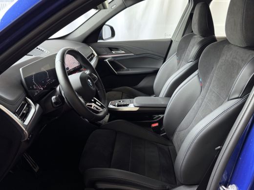 BMW X1 XDRIVE 25E PHEV M-SPORT LED ELEK.KLEP NAVI STOELVERW M-SHADOW LINE CARPLAY/ANDROID ZWARTE.HEMEL P... ActivLease financial lease