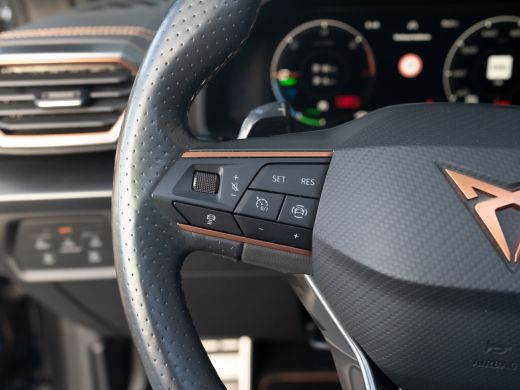 CUPRA Formentor 1.4 e-Hybrid 245Pk VZ Copper Edition | Panodak | Keyless | Camera | Prijs Rijklaar!! ActivLease financial lease