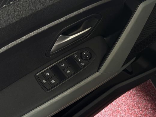 Dacia Duster 1.6 HYBRID EXTREME CAMERA CARLAY NAVI STOEL/STUUR/RUIT VERW. LED PDC ActivLease financial lease