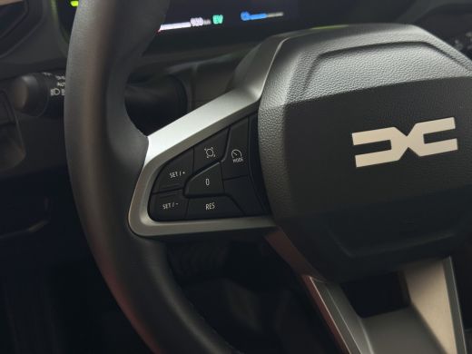 Dacia Duster 1.6 HYBRID EXTREME SANDSTONE CAMERA CARLAY NAVI STOEL/STUUR/RUIT VERW. LED PDC ActivLease financial lease