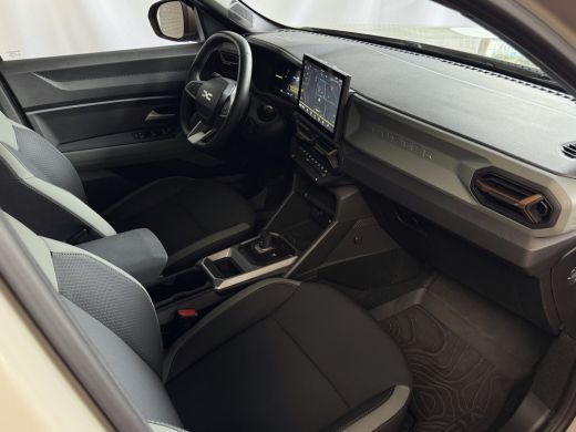 Dacia Duster 1.6 HYBRID EXTREME SANDSTONE CAMERA CARLAY NAVI STOEL/STUUR/RUIT VERW. LED PDC ActivLease financial lease