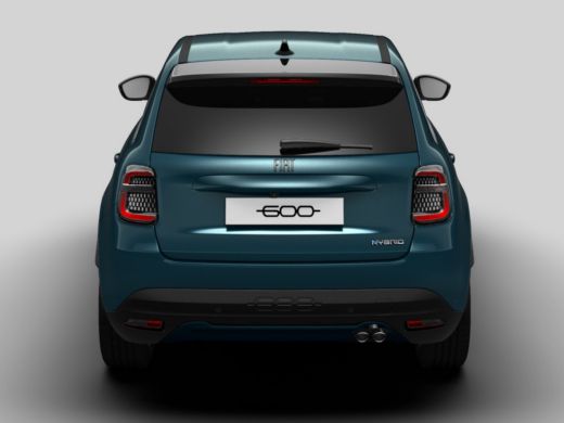 Fiat 600 1.2 Hybrid La Prima | Achteruitrijcamera | Airco (automatisch) | Apple Carplay/Android Auto|telef... ActivLease financial lease