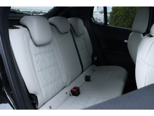 Fiat 600 La Prima 145 Hybrid | 18" lichtmetalen velgen Diamont Cut | 6-voudig handmatig verstelbare passag... ActivLease financial lease