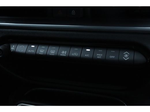 Fiat 600 La Prima 145 Hybrid | 18" lichtmetalen velgen Diamont Cut | 6-voudig handmatig verstelbare passag... ActivLease financial lease