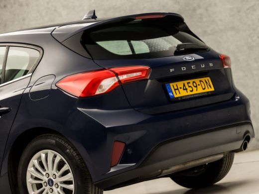 Ford Focus 1.0 EcoBoost Titanium Sport (APPLE CARPLAY, GROOT NAVI, CLIMATE, KEYLESS, SPORTSTOELEN, LED KOPLA... ActivLease financial lease