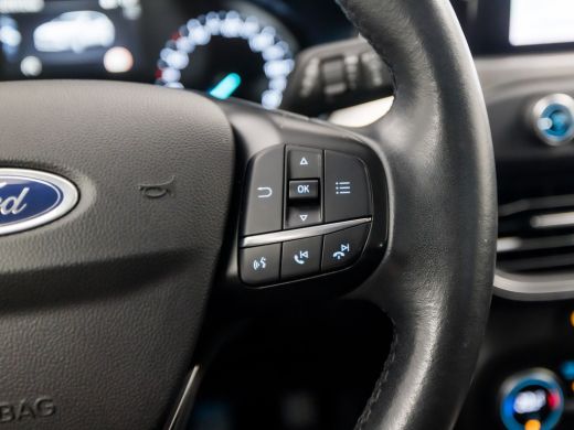 Ford Focus 1.0 EcoBoost Titanium Sport (APPLE CARPLAY, GROOT NAVI, CLIMATE, KEYLESS, SPORTSTOELEN, LED KOPLA... ActivLease financial lease