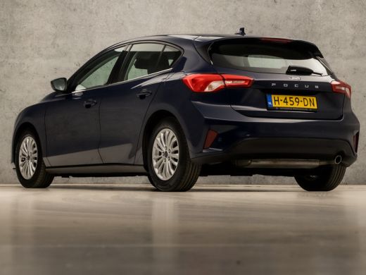 Ford Focus 1.0 EcoBoost Titanium Sport (APPLE CARPLAY, GROOT NAVI, CLIMATE, KEYLESS, SPORTSTOELEN, LED KOPLA... ActivLease financial lease