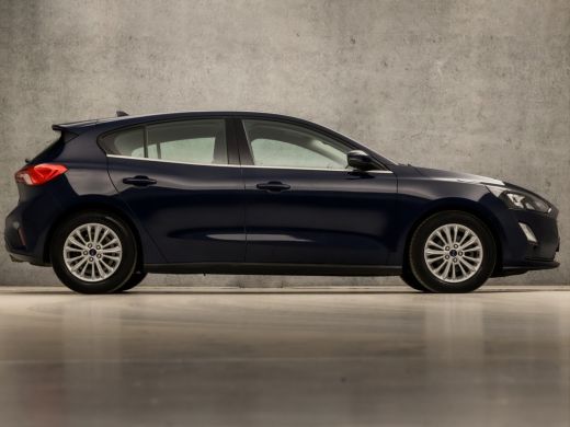 Ford Focus 1.0 EcoBoost Titanium Sport (APPLE CARPLAY, GROOT NAVI, CLIMATE, KEYLESS, SPORTSTOELEN, LED KOPLA... ActivLease financial lease