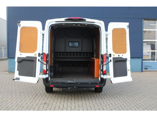 Ford Transit 2.0 TDCI | NAVI | CAMERA | SENSOREN VOOR/ACHTER | TREKHAAK | VERWARMDE VOORRUIT | ActivLease financial lease