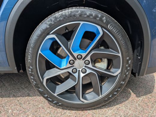 Lynk & Co 01 1.5 262pk Plug-in Hybrid Alarmsysteem | Apple Carplay/Android Auto|telefoonintegratie premium | C... ActivLease financial lease