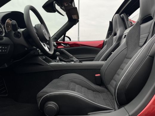 Mazda MX-5 1.5 SkyActiv-G 132 Homura | Achteruitrijcamera | Stoelverwarming | Hardtop | Dodehoek-hulp | Clim... ActivLease financial lease
