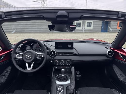 Mazda MX-5 1.5 SkyActiv-G 132 Homura | Achteruitrijcamera | Stoelverwarming | Hardtop | Dodehoek-hulp | Clim... ActivLease financial lease