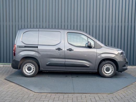Opel Combo 1.5D 102Pk L1H1 Edition | Bluetooth | Parkeersensoren | Cruisecontrol | Prijs Rijklaar!! ActivLease financial lease