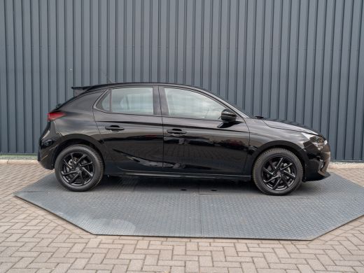 Opel Corsa 1.2 GS Line 130Pk Aut. | Camera | Blind Spot | Parkeersensoren V&A | Prijs Rijklaar!! ActivLease financial lease