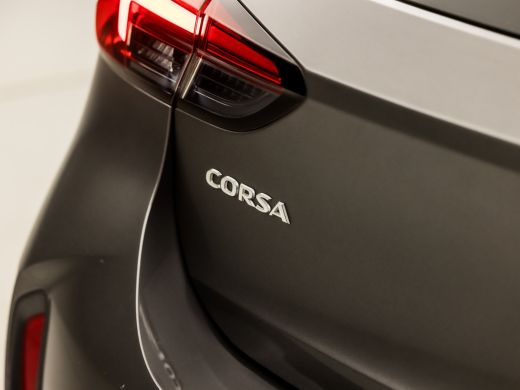 Opel Corsa 1.2 GS Line (APPLE CARPLAY, GROOT NAVI, LEDER, ZWART HEMEL, LED KOPLAMPEN, SPORTSTOELEN, LM VELGE... ActivLease financial lease