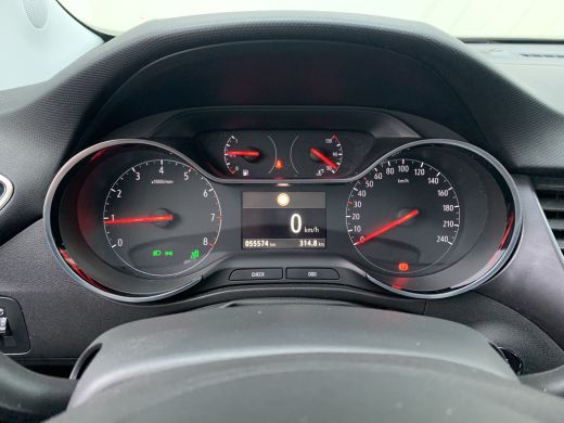 Opel Crossland X 1.2 Turbo Innovation Airco | AGR-Stoelen | Camera | Cruise Control | DAB | Keyless | LED | Navi |... ActivLease financial lease