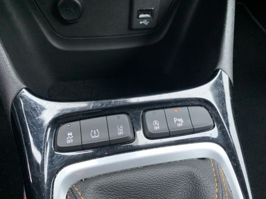 Opel Crossland X 1.2 Turbo Innovation Airco | AGR-Stoelen | Camera | Cruise Control | DAB | Keyless | LED | Navi |... ActivLease financial lease