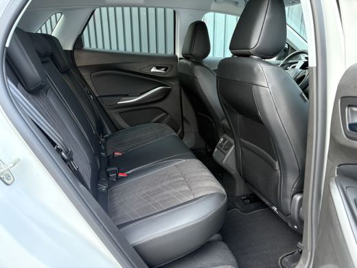 Opel Grandland 1.2 Turbo 130Pk Aut. Ultimate | Keyless | Elk. A-klep | Stoel & Stuur verw. | Camera | Prijs Rijk... ActivLease financial lease